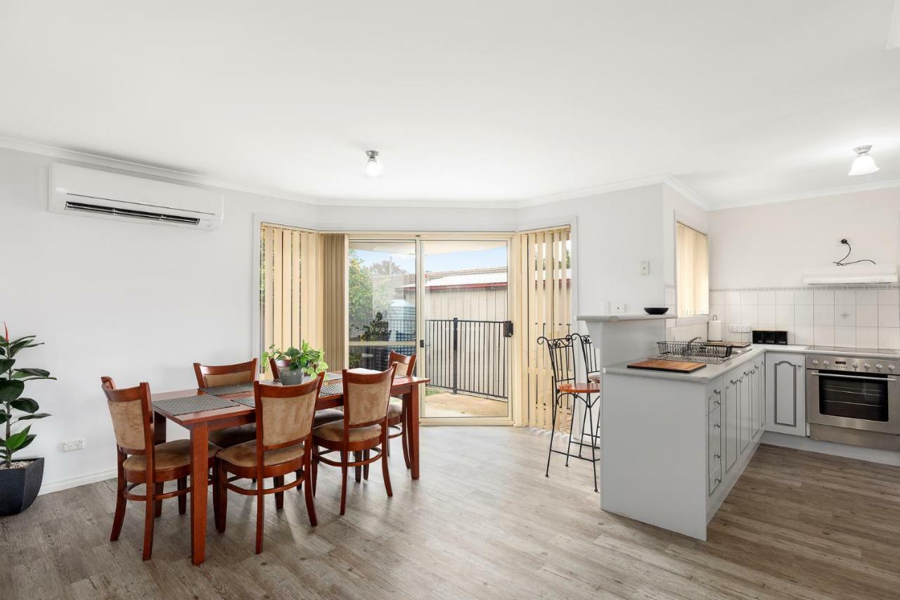Maggie'S Place Mount Gambier Bagian luar foto